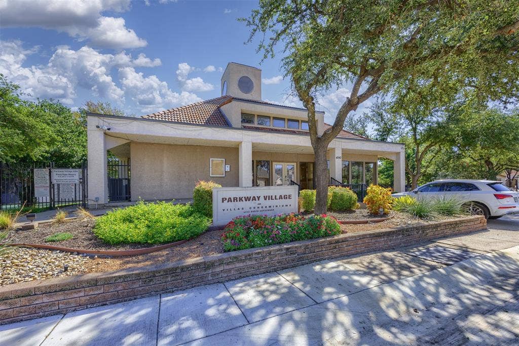 4203 N Capistrano Drive, Dallas, TX 75287 Front Entrance to HOA Clubhouse. The HOA Clubhouse has a workout facility and meeting area. The Clubhouse, Pool Area and Tennis Courts have security fencing. Residents have security key fob access.