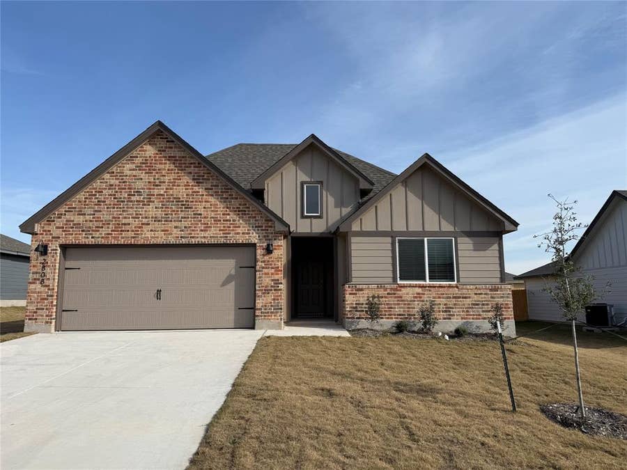 Property photo for 2808 Taddy Road, Lorena, TX