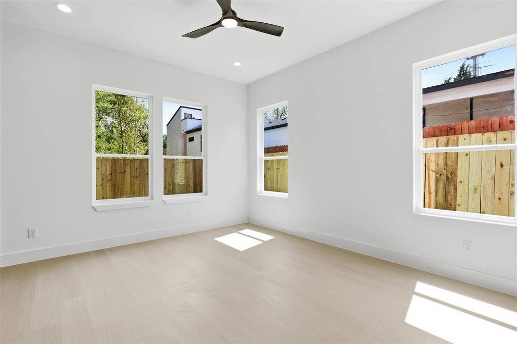 1414 Doyle Avenue, Dallas, TX 75203 1414 Doyle Avenue, Dallas, TX 75203