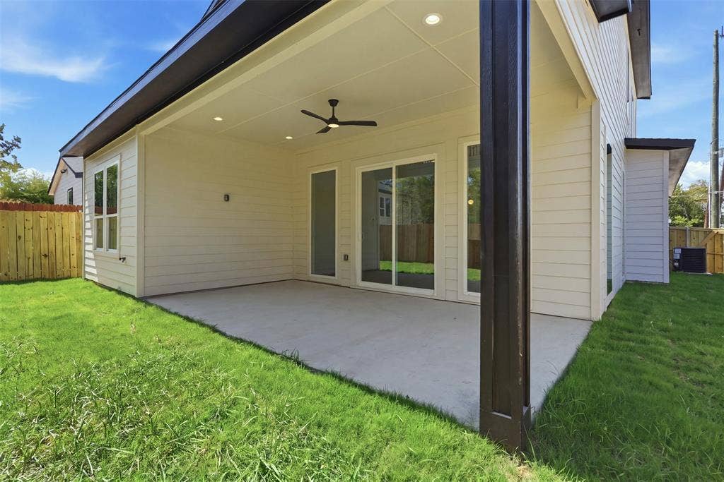 1414 Doyle Avenue, Dallas, TX 75203 1414 Doyle Avenue, Dallas, TX 75203