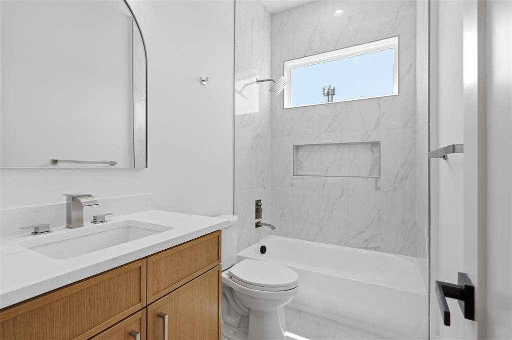 1414 Doyle Avenue, Dallas, TX 75203 1414 Doyle Avenue, Dallas, TX 75203