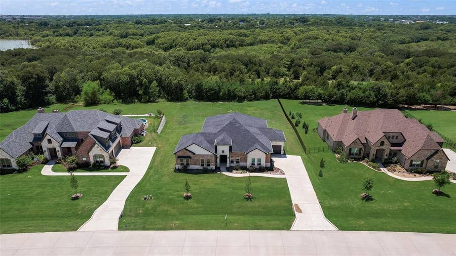 Property photo for 1045 Peppy San Drive, Lucas, TX