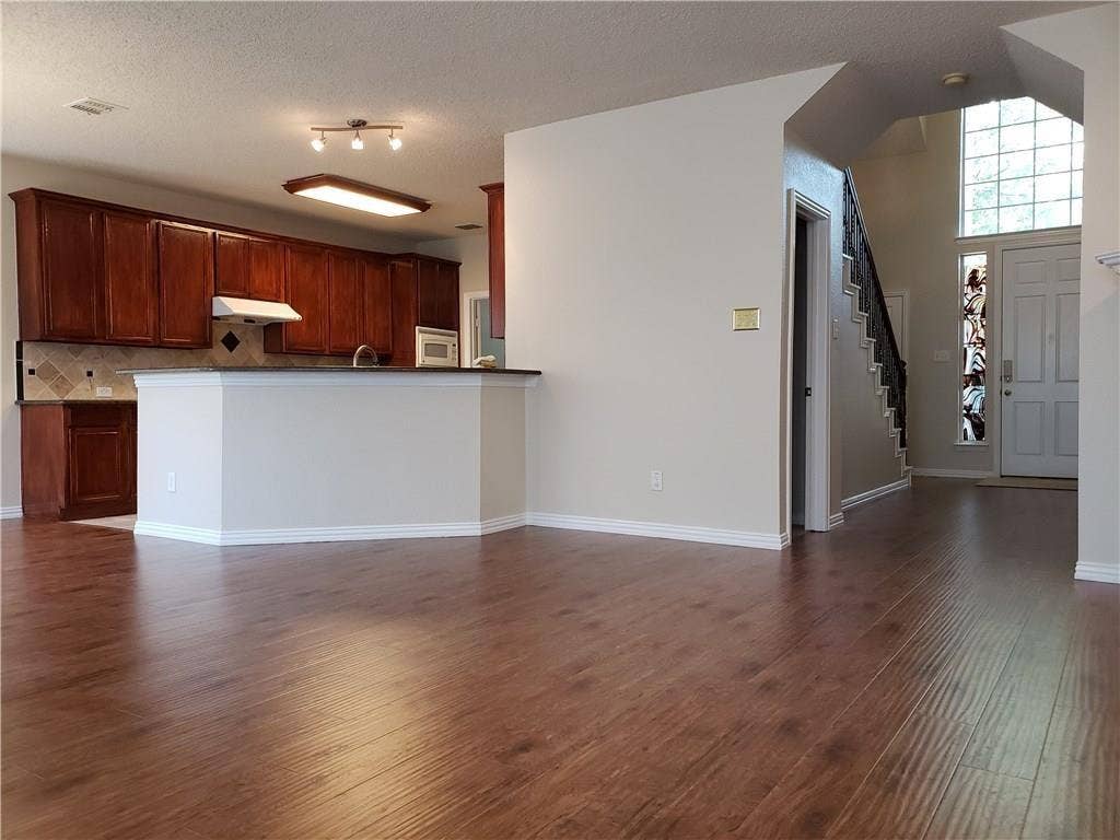 3633 Bonita Drive, Plano, TX 75025 3633 Bonita Drive, Plano, TX 75025
