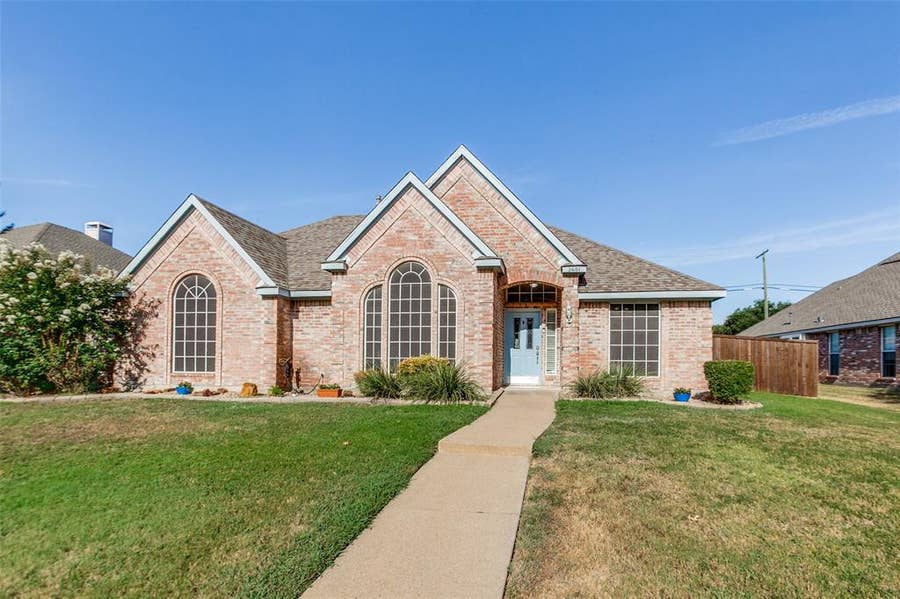 Property photo for 2601 Ridgemeade Drive, Garland, TX