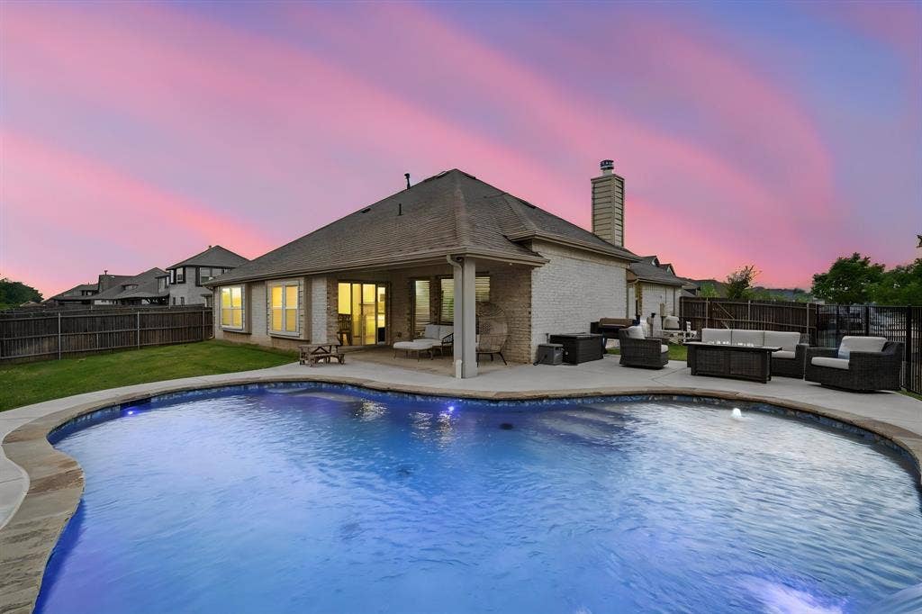 Your Private Oasis Awaits!