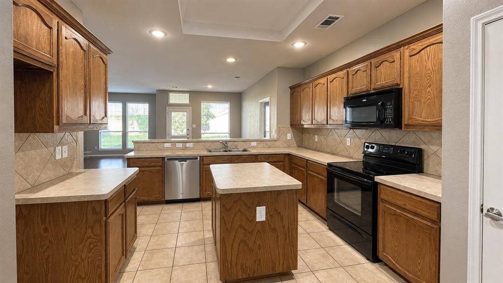 4024 Claymore Lane, Fort Worth, TX 76244 4024 Claymore Lane, Fort Worth, TX 76244