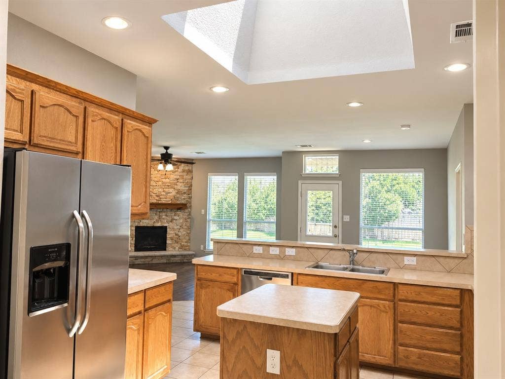 4024 Claymore Lane, Fort Worth, TX 76244 4024 Claymore Lane, Fort Worth, TX 76244