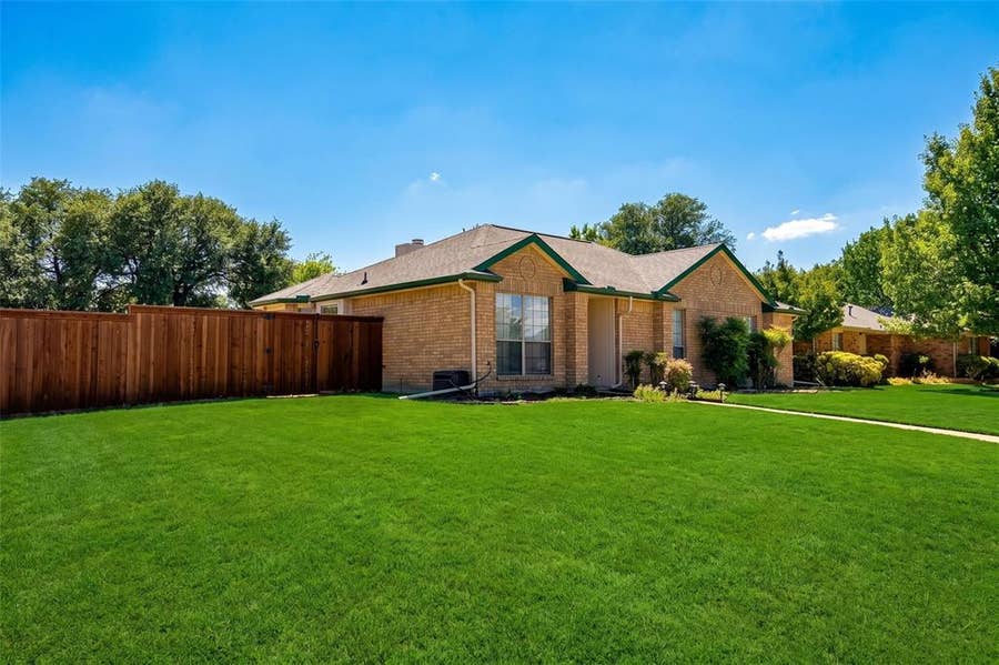 Property photo for 1400 Chicota Drive, Plano, TX