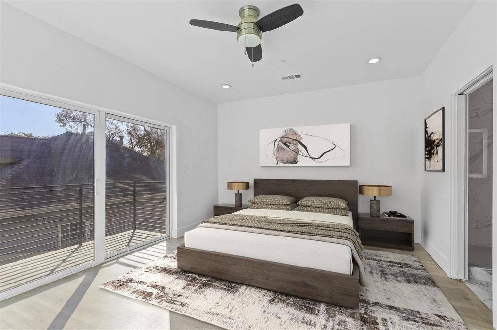 708 W 9th Street, #103, Dallas, TX 75208 Primary Bedroom Virtually Staged