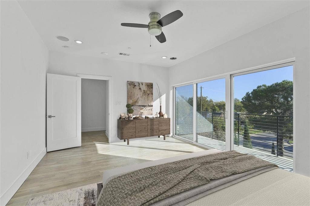 708 W 9th Street, #103, Dallas, TX 75208 Primary Suite 3rd Floor