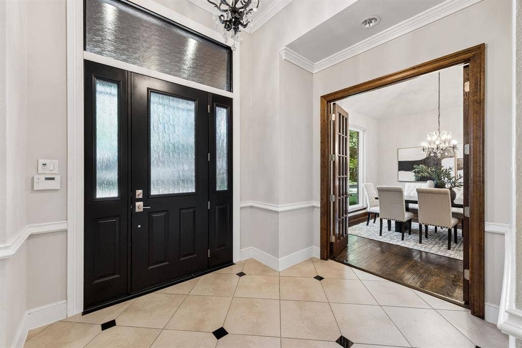 7233 Helsem Bend, Dallas, TX 75230