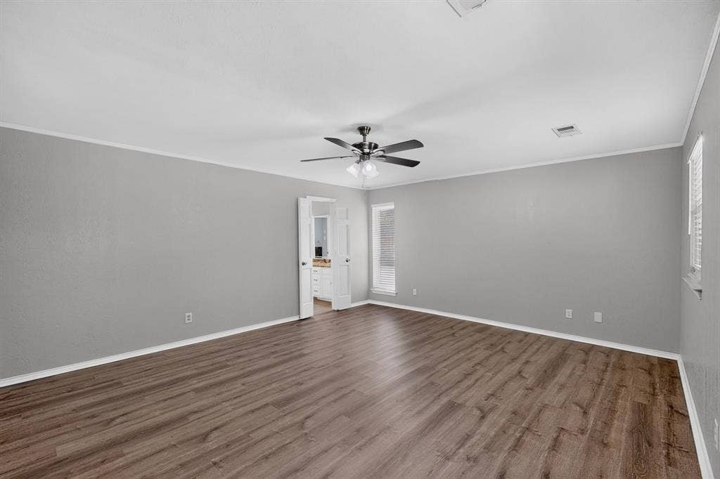1380 Green Hills Court, Duncanville, TX 75137