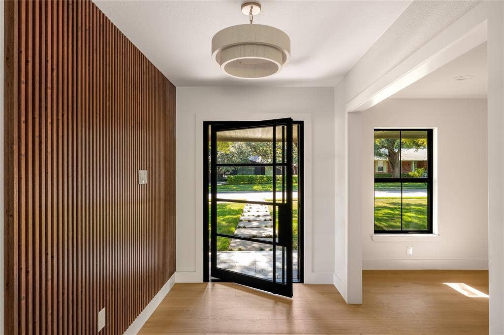 7139 Baxtershire Drive, Dallas, TX 75230