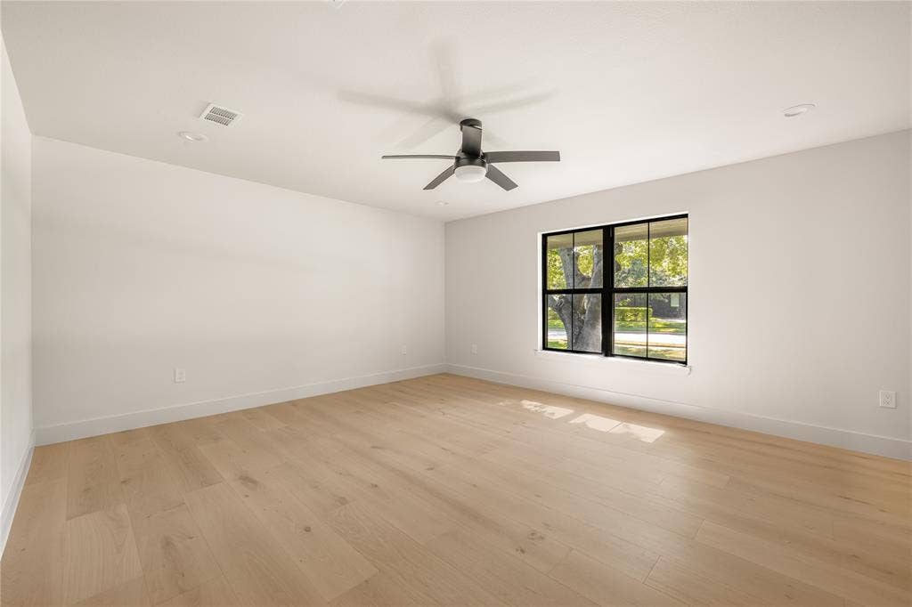 7139 Baxtershire Drive, Dallas, TX 75230