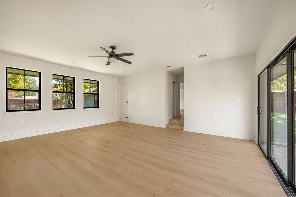 7139 Baxtershire Drive, Dallas, TX 75230