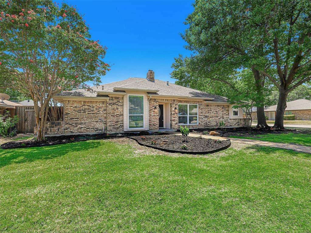 1724 Hearthstone Drive, Plano, TX 75023 1724 Hearthstone Drive, Plano, TX 75023