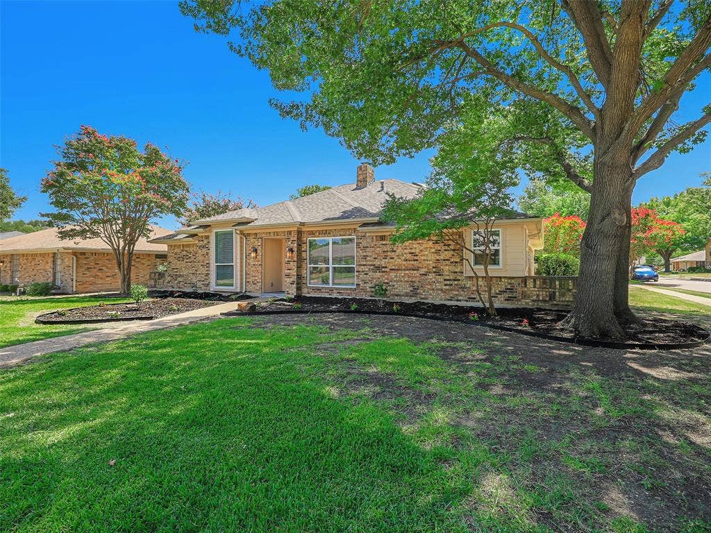 1724 Hearthstone Drive, Plano, TX 75023 1724 Hearthstone Drive, Plano, TX 75023