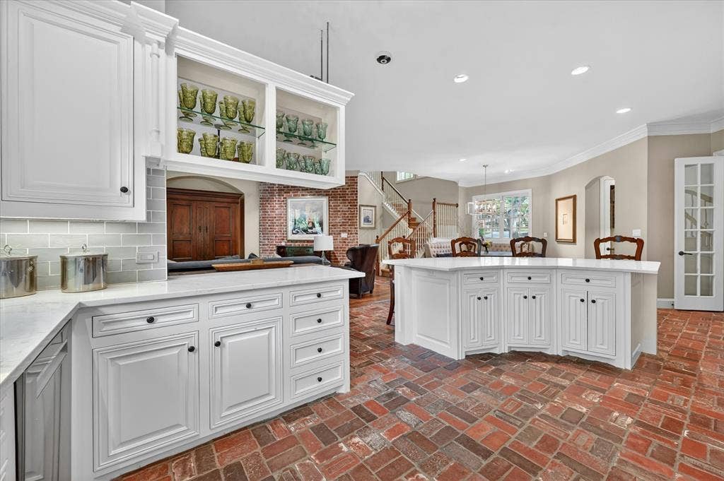 731 Creekwood Drive N, Fairview, TX 75069 731 Creekwood Drive N, Fairview, TX 75069