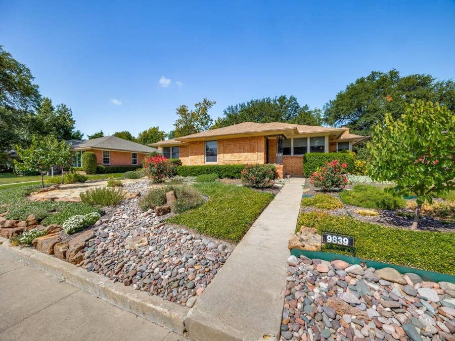 Property photo for 9839 Cloister Drive, Dallas, TX