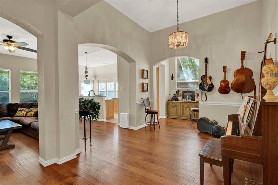 Property photo for 4821 Bellflower Way, Fort Worth, TX