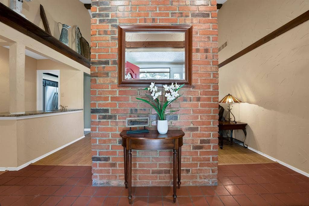 1818 Sara Lane, Richardson, TX 75081 1818 Sara Lane, Richardson, TX 75081