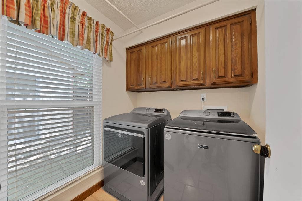 1818 Sara Lane, Richardson, TX 75081 1818 Sara Lane, Richardson, TX 75081