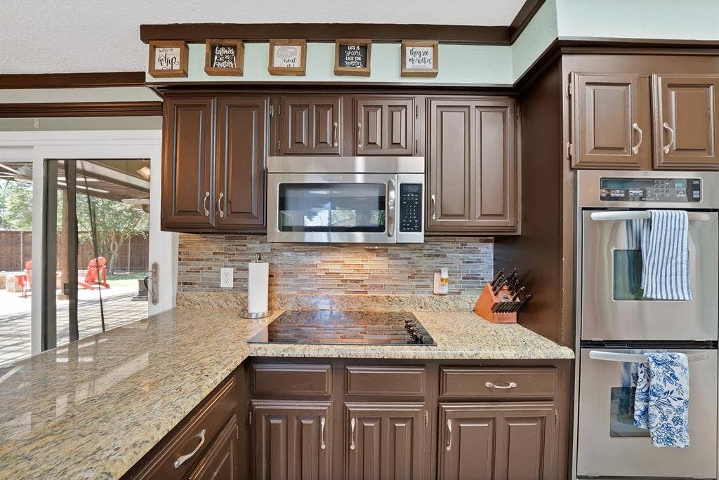 1818 Sara Lane, Richardson, TX 75081 1818 Sara Lane, Richardson, TX 75081