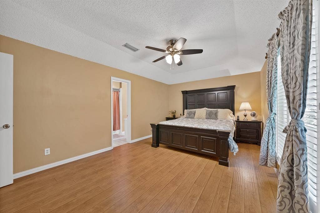 1818 Sara Lane, Richardson, TX 75081 1818 Sara Lane, Richardson, TX 75081