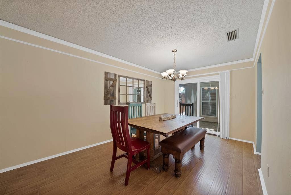 1818 Sara Lane, Richardson, TX 75081 1818 Sara Lane, Richardson, TX 75081