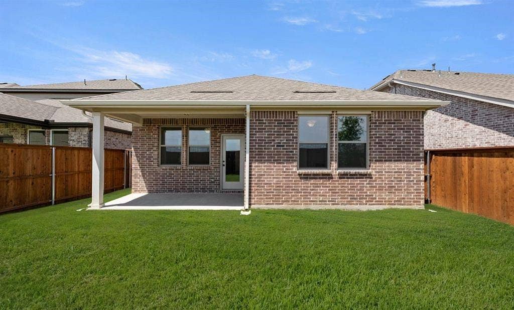 3643 Castle Drive, Celina, TX 75009 3643 Castle Drive, Celina, TX 75009