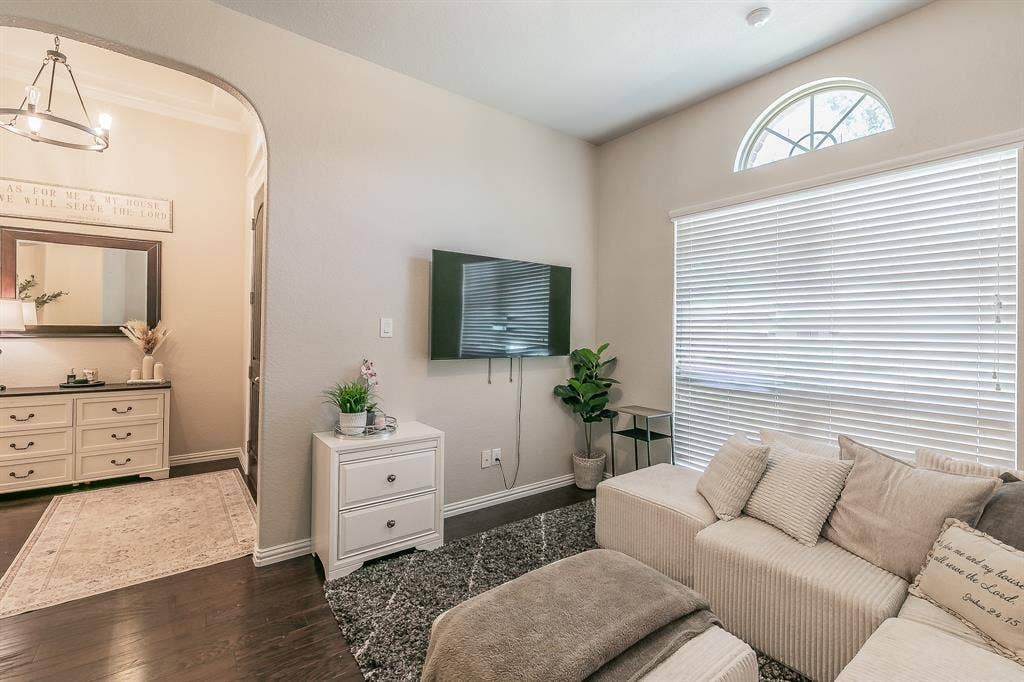 3020 Bella Lago Drive, Fort Worth, TX 76177 Archway entry with office being used as second living.