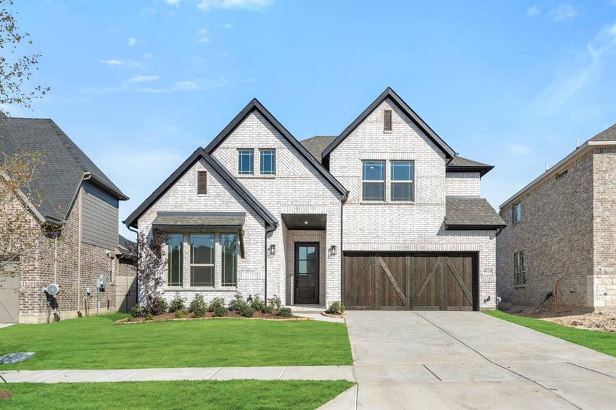 Property photo for 4016 Clingsman Way, McKinney, TX