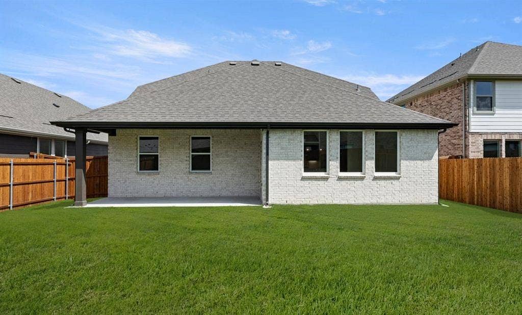 3634 Saffron Drive, Celina, TX 75009 Rear Exterior Design