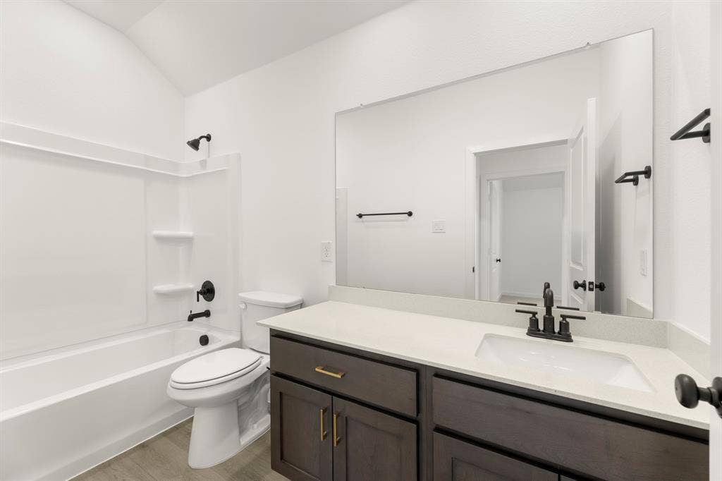 3634 Saffron Drive, Celina, TX 75009 23. 3634 Saffron - 3RD Bath
