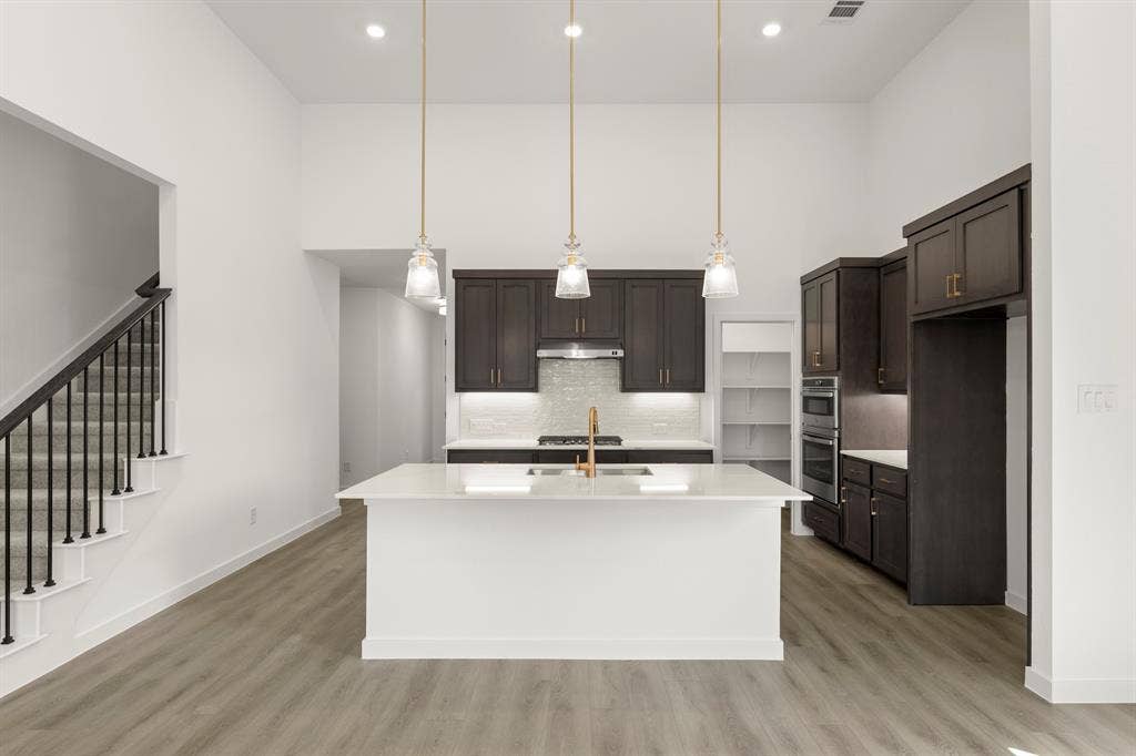 3634 Saffron Drive, Celina, TX 75009 07. 3634 Saffron - Kitchen