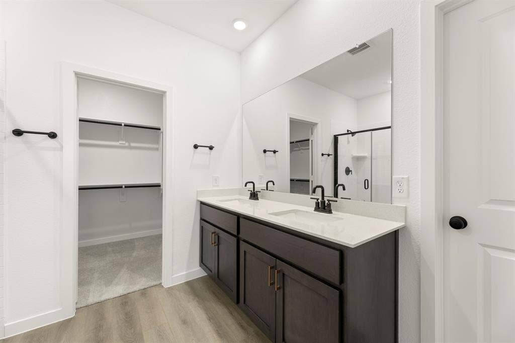 3634 Saffron Drive, Celina, TX 75009 16. 3634 Saffron - Bath
