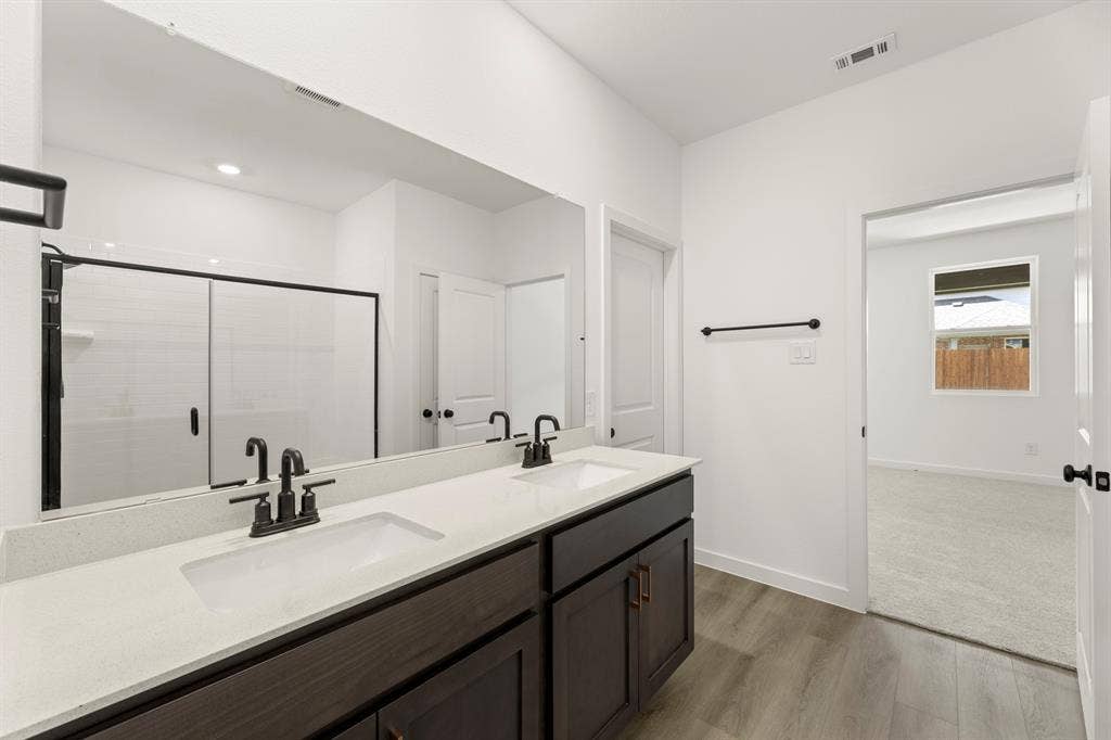 3634 Saffron Drive, Celina, TX 75009 18. 3634 Saffron - Bath (3)