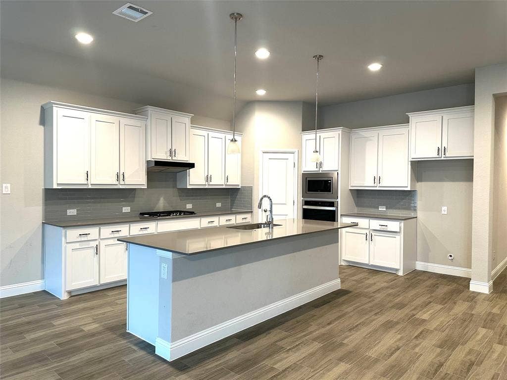 1008 Virginia Drive, Mansfield, TX 76063