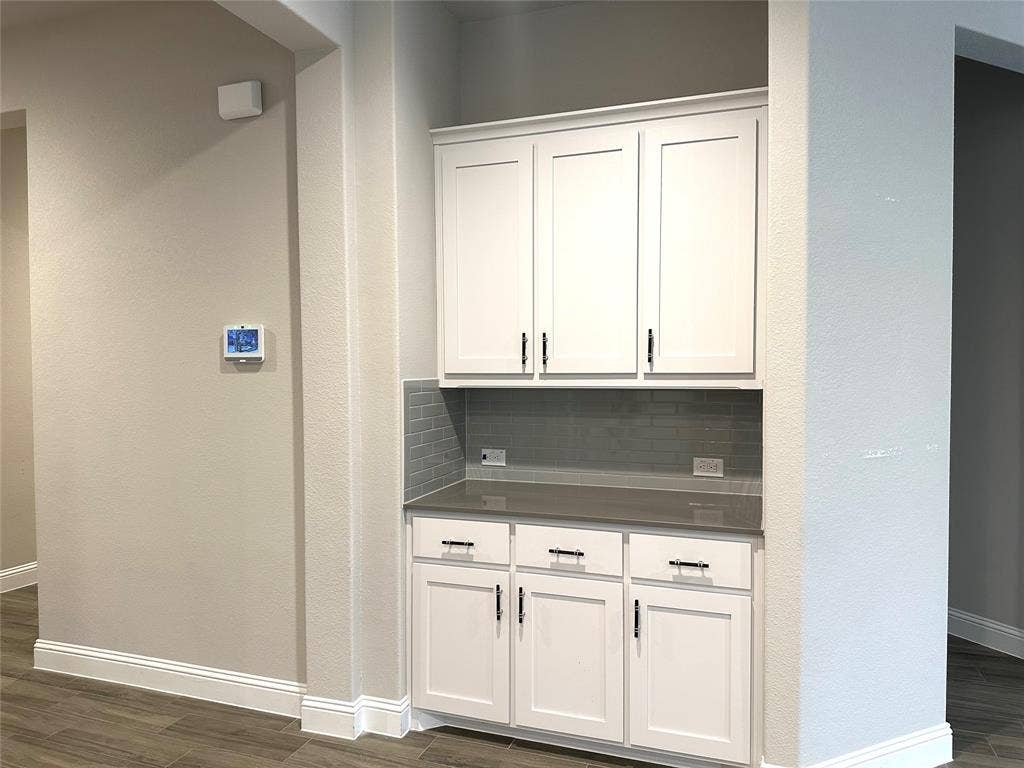 1008 Virginia Drive, Mansfield, TX 76063