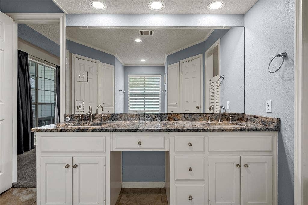 1119 Western Ridge Drive, Waco, TX 76712 1119 Western Ridge Drive, Waco, TX 76712
