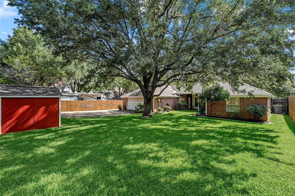 1119 Western Ridge Drive, Waco, TX 76712 1119 Western Ridge Drive, Waco, TX 76712