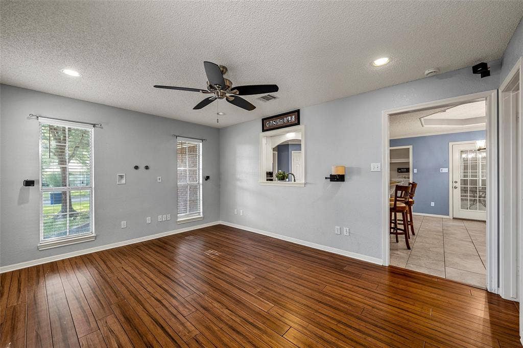 1119 Western Ridge Drive, Waco, TX 76712 1119 Western Ridge Drive, Waco, TX 76712