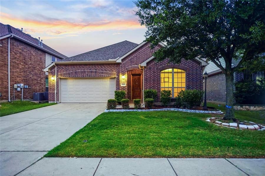 Property photo for 10816 Sexton Drive, McKinney, TX