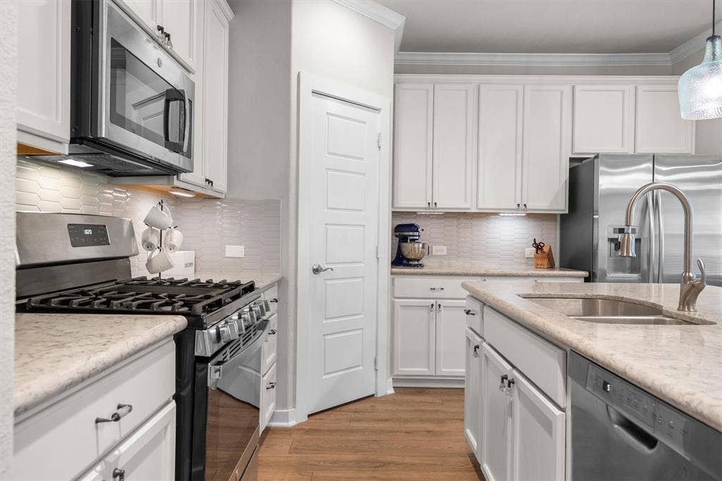 111 Rusk Street, Argyle, TX 76226 111 Rusk Street, Argyle, TX 76226