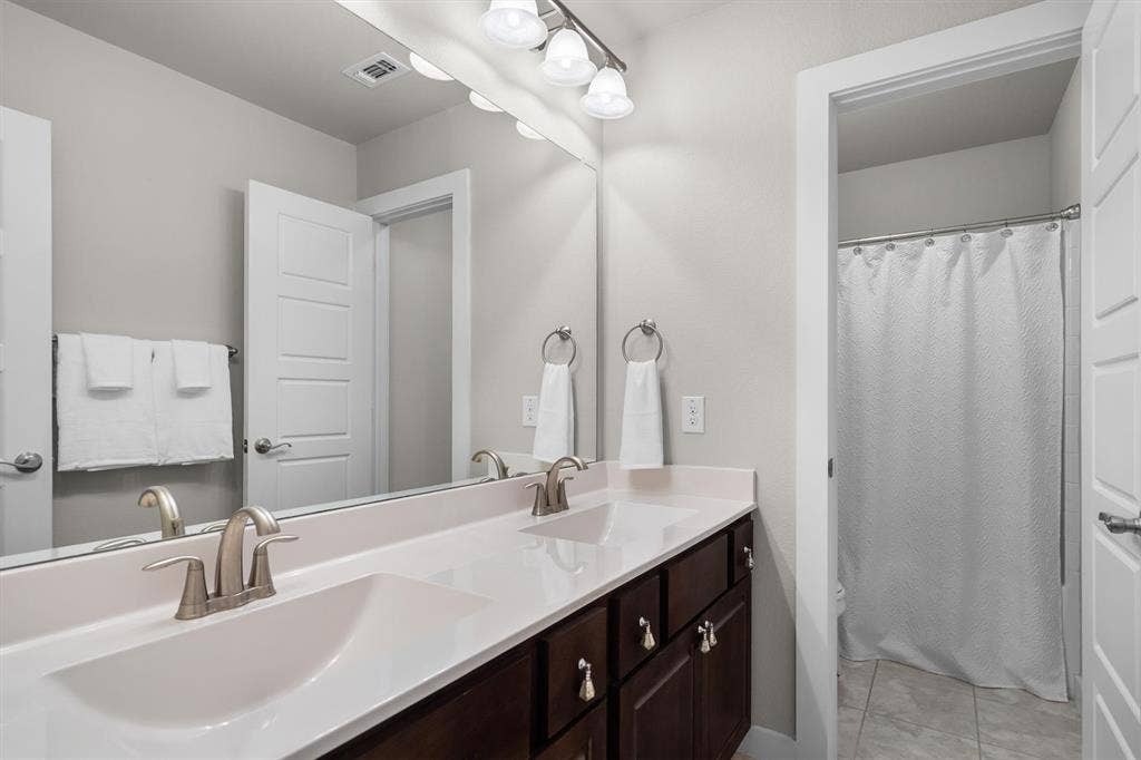 111 Rusk Street, Argyle, TX 76226 111 Rusk Street, Argyle, TX 76226