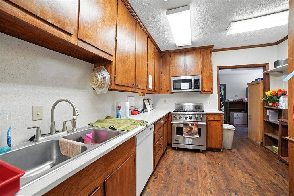 3131 Beltline Road, Sunnyvale, TX 75182