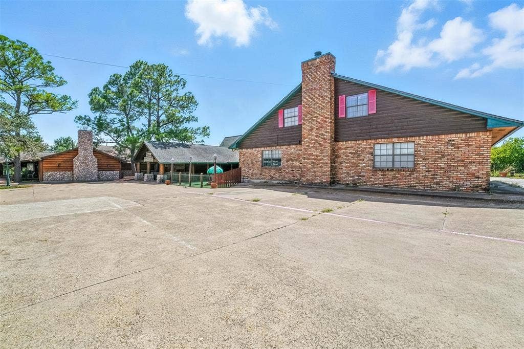 3131 Beltline Road, Sunnyvale, TX 75182