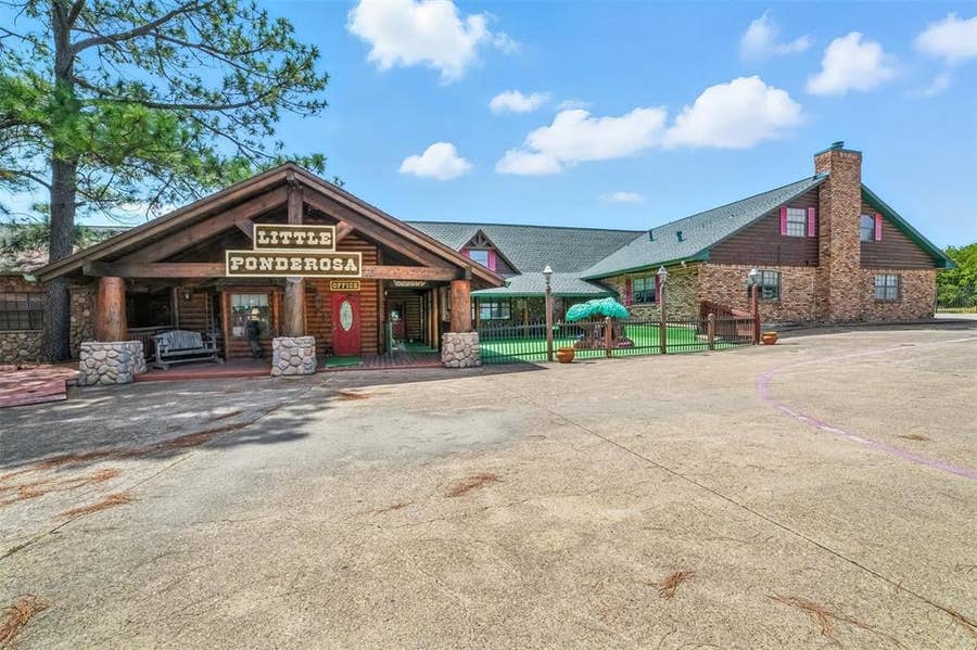 Property photo for 3131 Beltline Road, Sunnyvale, TX
