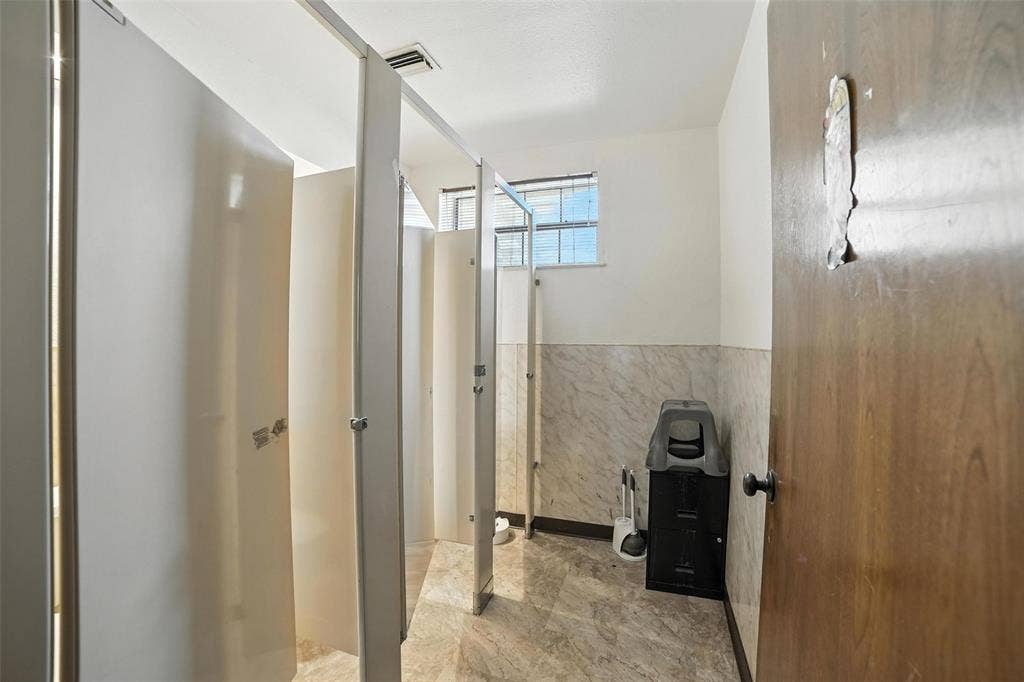3131 Beltline Road, Sunnyvale, TX 75182