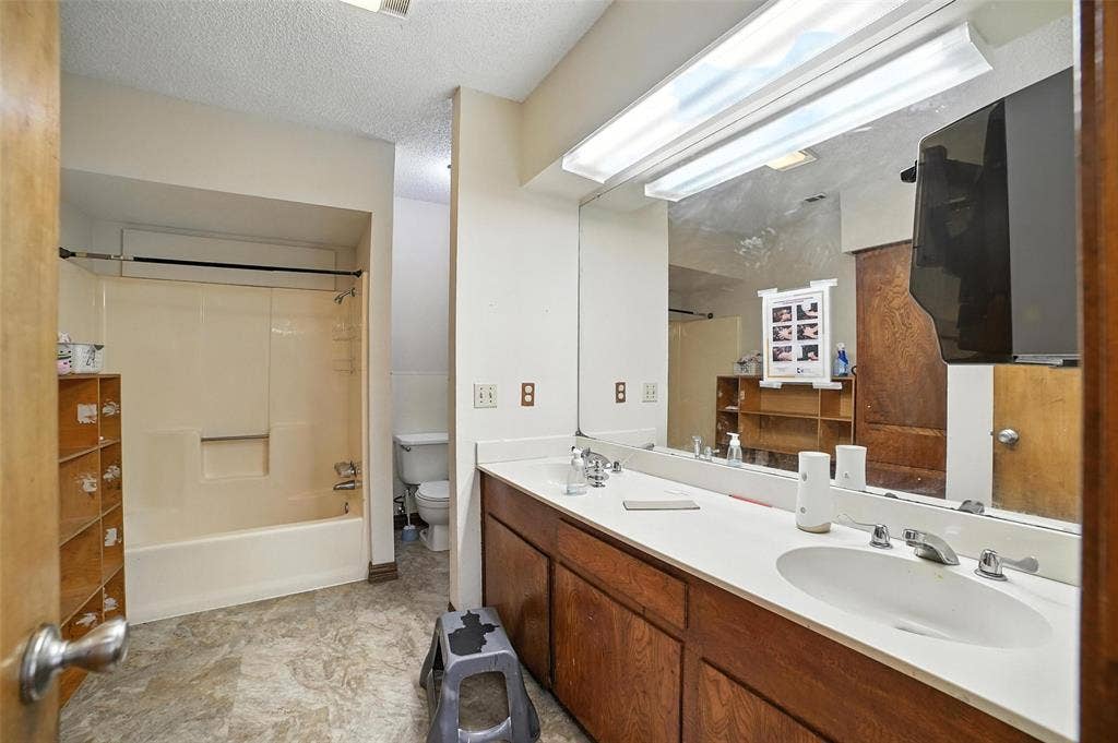 3131 Beltline Road, Sunnyvale, TX 75182